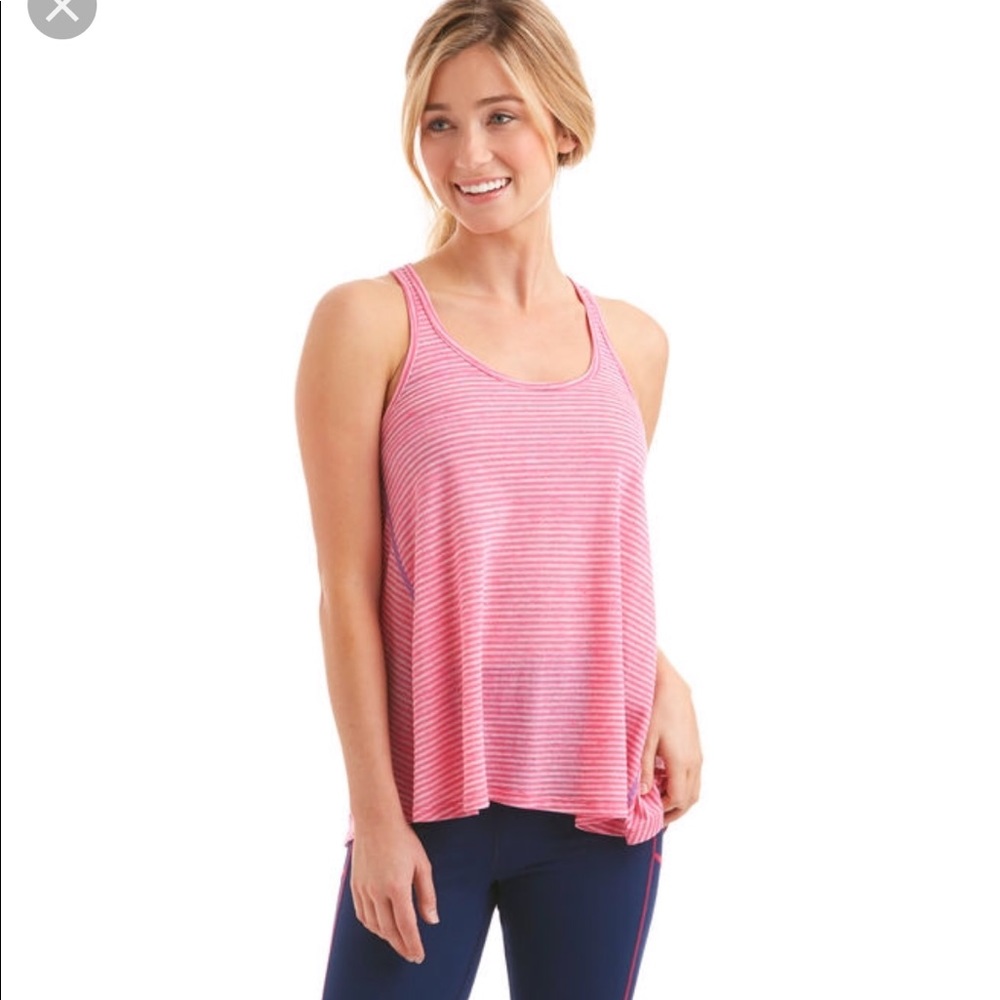 EUC blue Vineyard Vines workout top